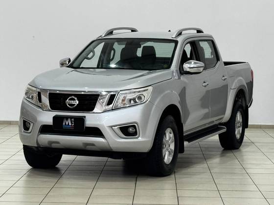 NISSAN FRONTIER 2.3 16V TURBO DIESEL LE CD 4X4 AUTOMÁTICO NISSAN FRONTIER 2.3 16V TURBO DIESEL LE CD 4X4 AUTOMÁTICO